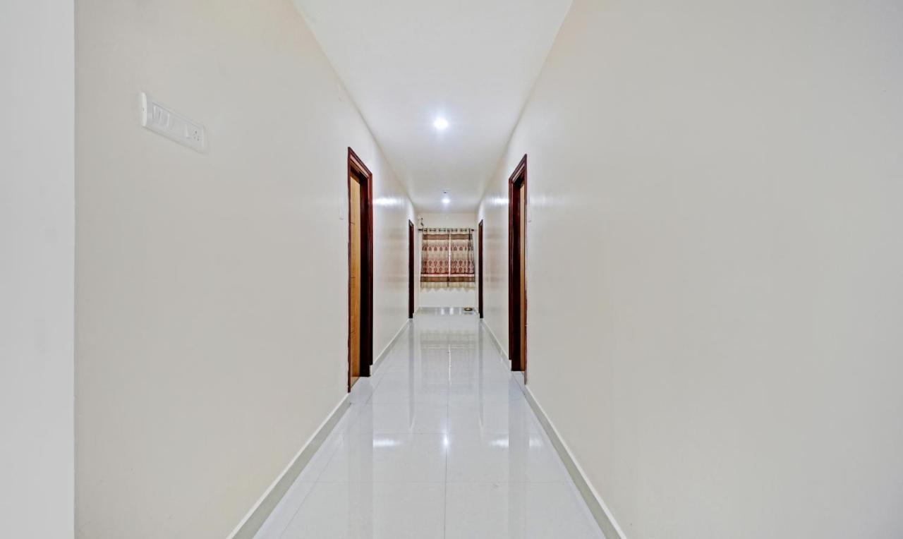 Itsy By Treebo - Vardhan Stay Inn Tirupati Exterior photo